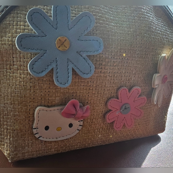 Hello kitty jute woven with flower hello kitty patches makeup bag pouch - Picture 5 of 9